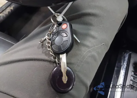 2010 Ford Escape Limited из США, поврежденный, VIN 1FMCU9EG2AKC17658